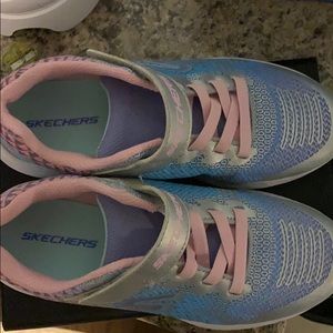 Skechers girls shoes